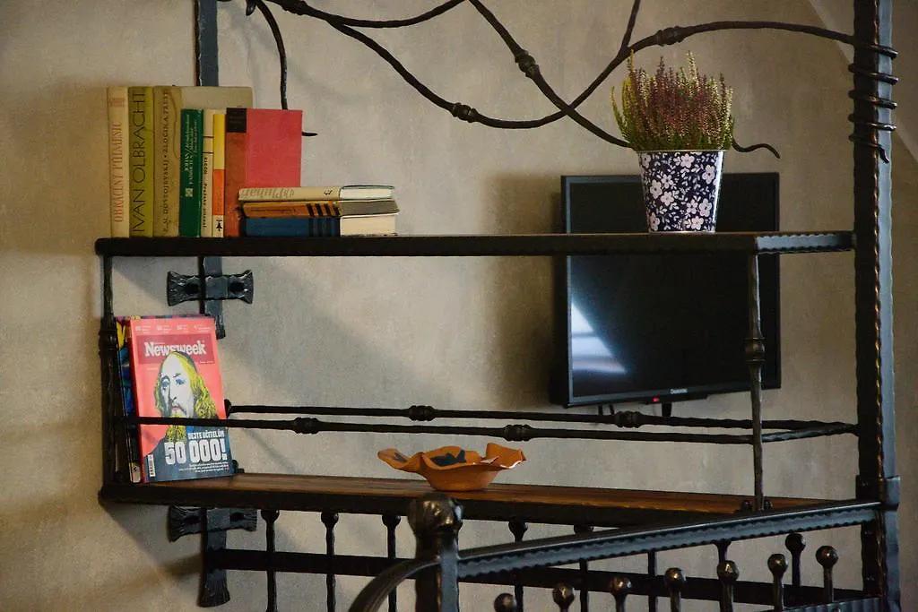 U Paluku Apartment Chrudim 0*,